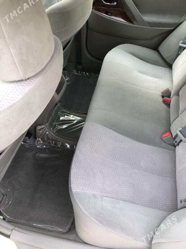 Toyota Camry 2010 - 200 000 TMT - Мары - img 5