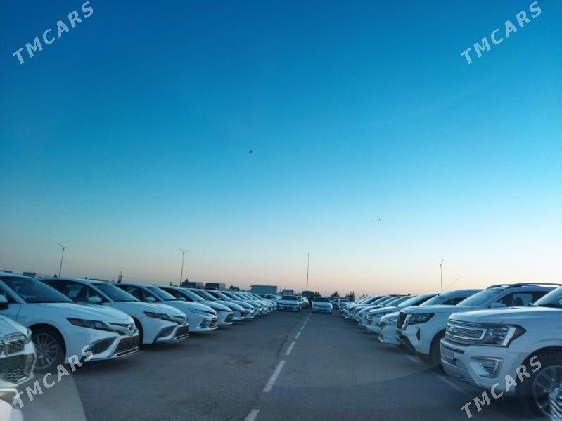 Toyota Sienna 2018 - 413 000 TMT - "Altyn Asyr" Gündogar bazary (Jygyllyk) - img 8