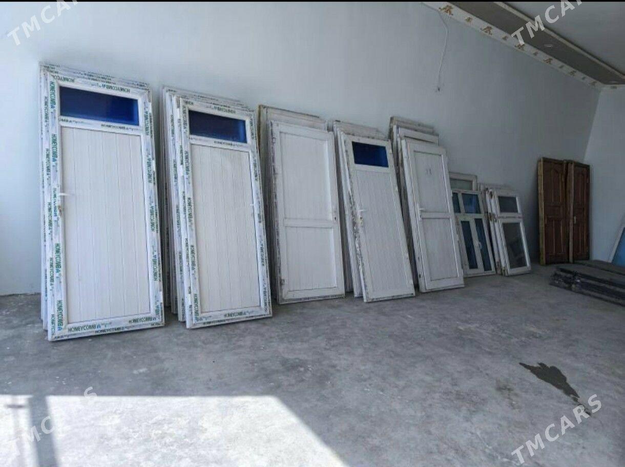 AÝNA GAPYLAR - Gubadag - img 4