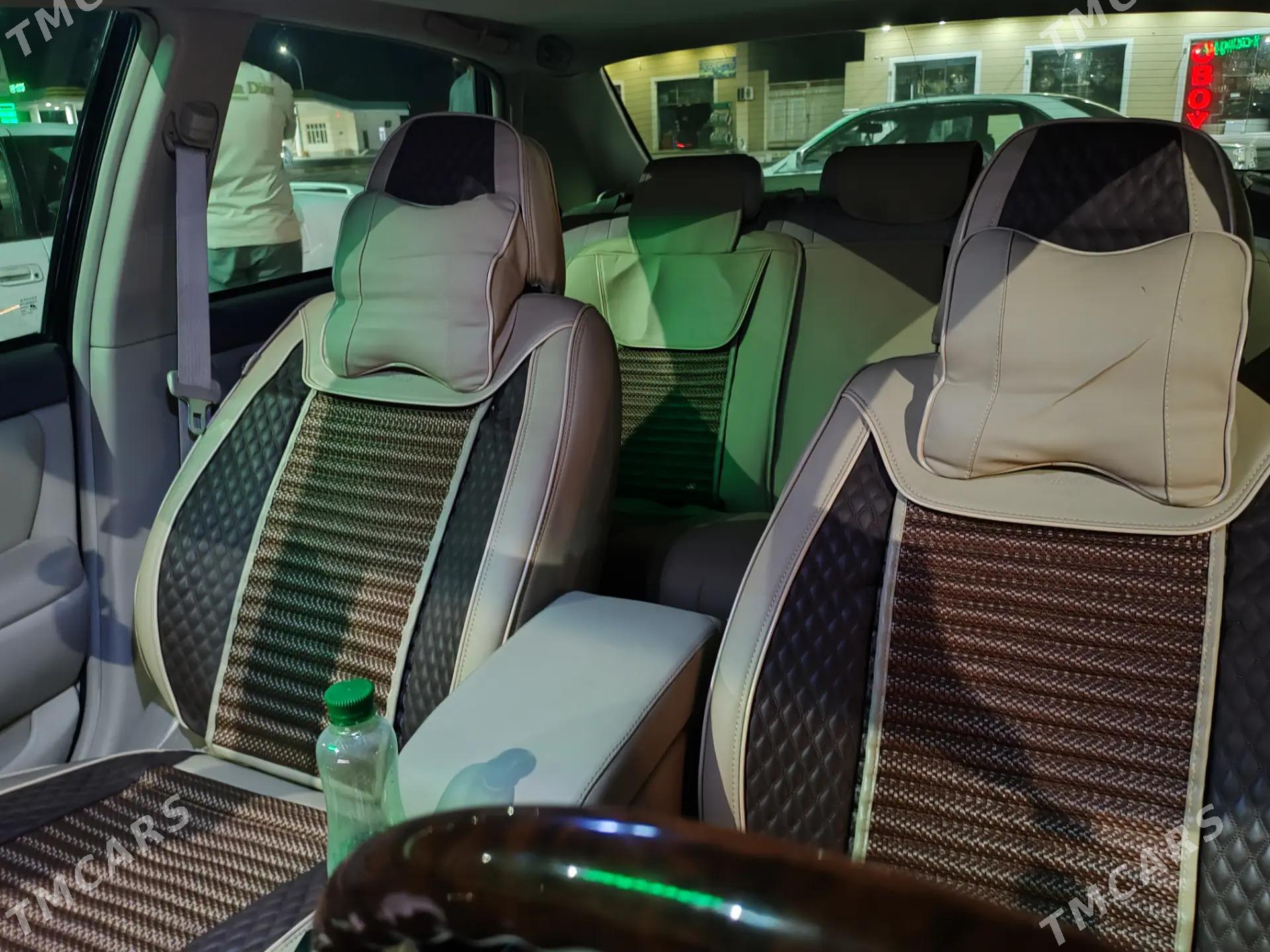 Toyota Avalon 2004 - 240 000 TMT - Baýramaly - img 3