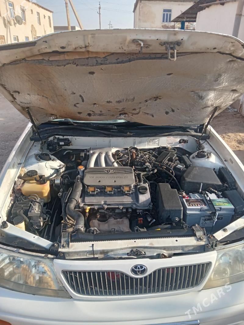 Toyota Avalon 1996 - 115 000 TMT - Теджен - img 8