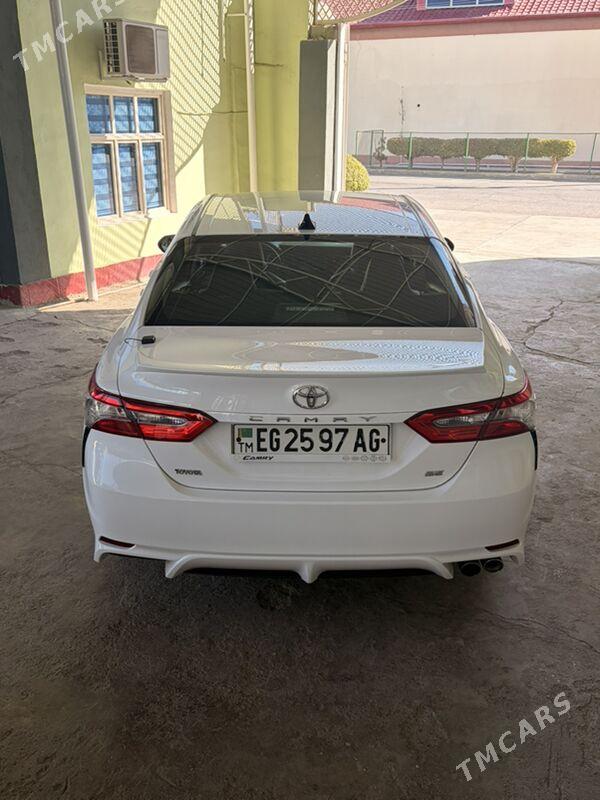 Toyota Camry 2018 - 310 000 TMT - Aşgabat - img 3