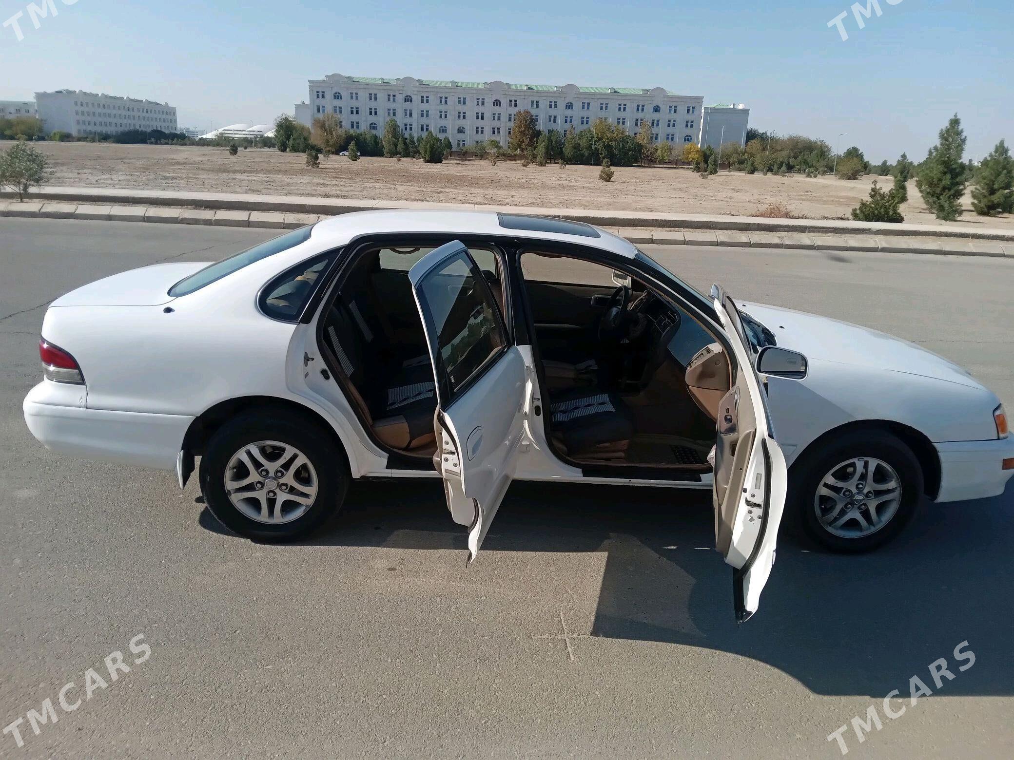 Toyota Avalon 1996 - 115 000 TMT - Теджен - img 3