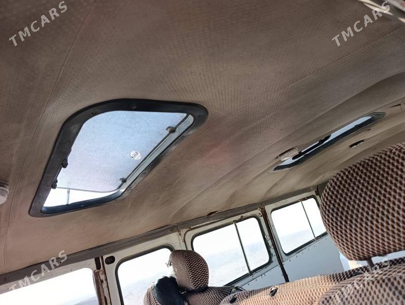 UAZ 2206 2002 - 30 000 TMT - Туркменбаши - img 2