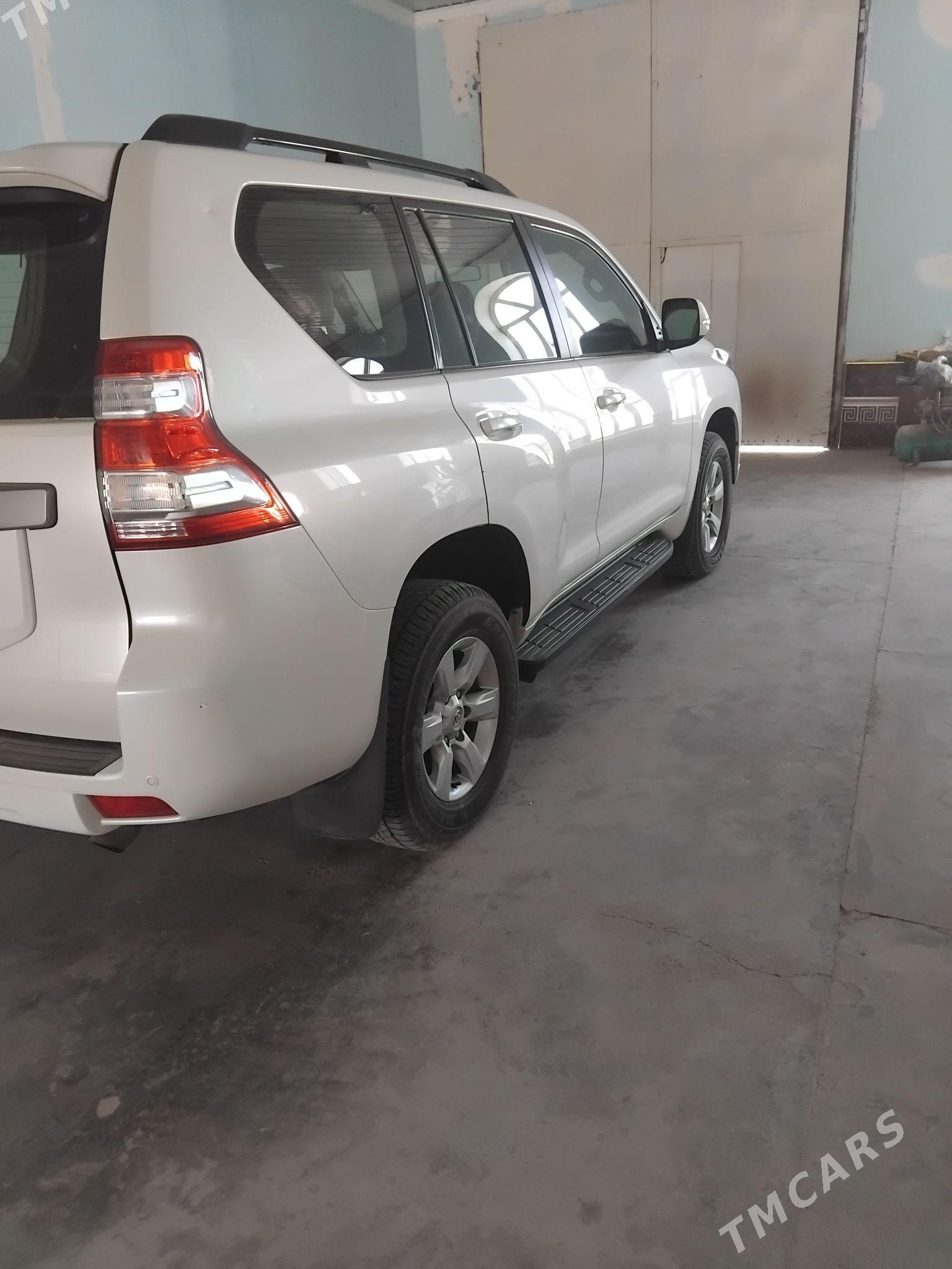 Toyota Land Cruiser Prado 2015 - 700 000 TMT - Туркменабат - img 5