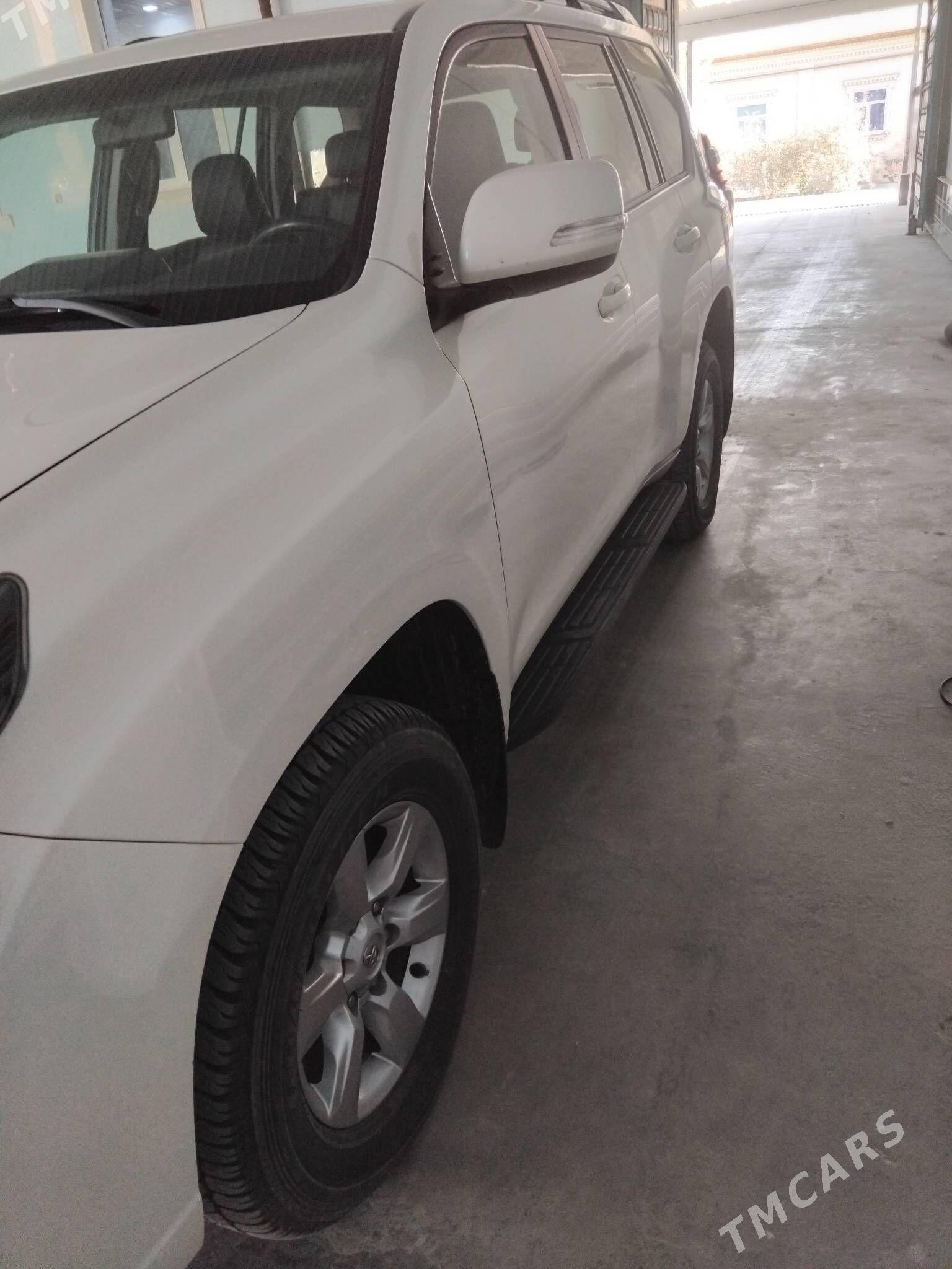 Toyota Land Cruiser Prado 2015 - 700 000 TMT - Туркменабат - img 3