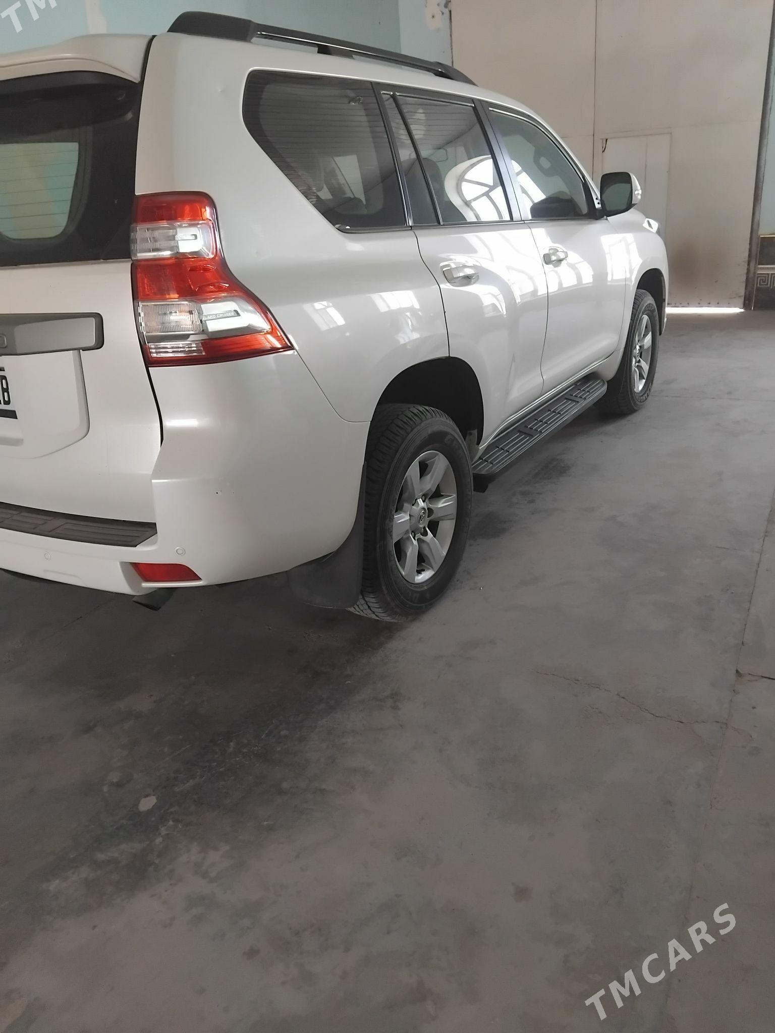 Toyota Land Cruiser Prado 2015 - 700 000 TMT - Туркменабат - img 2