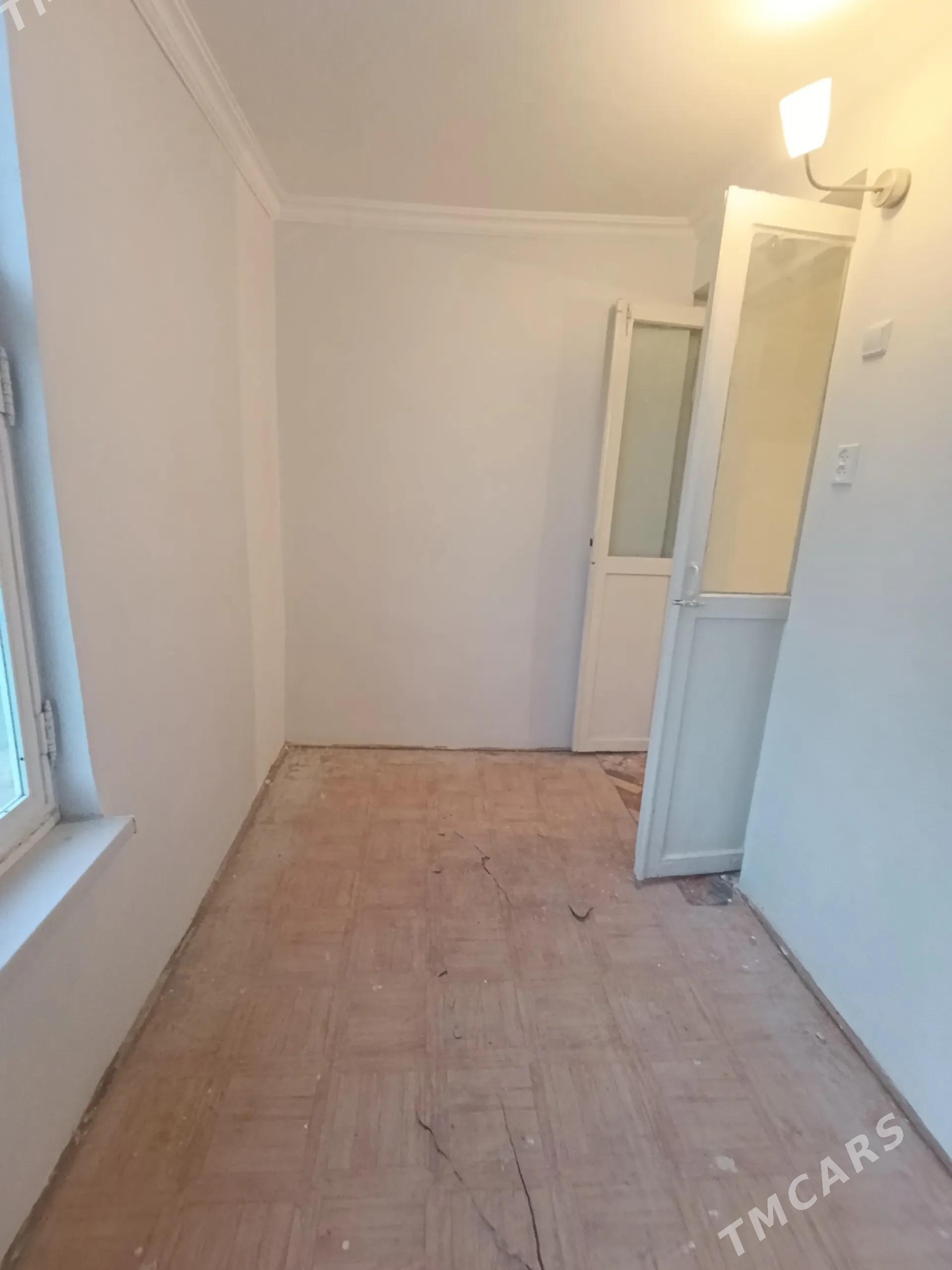 2 мкр. 2 этаж 1 ком - 2 мкр - img 5