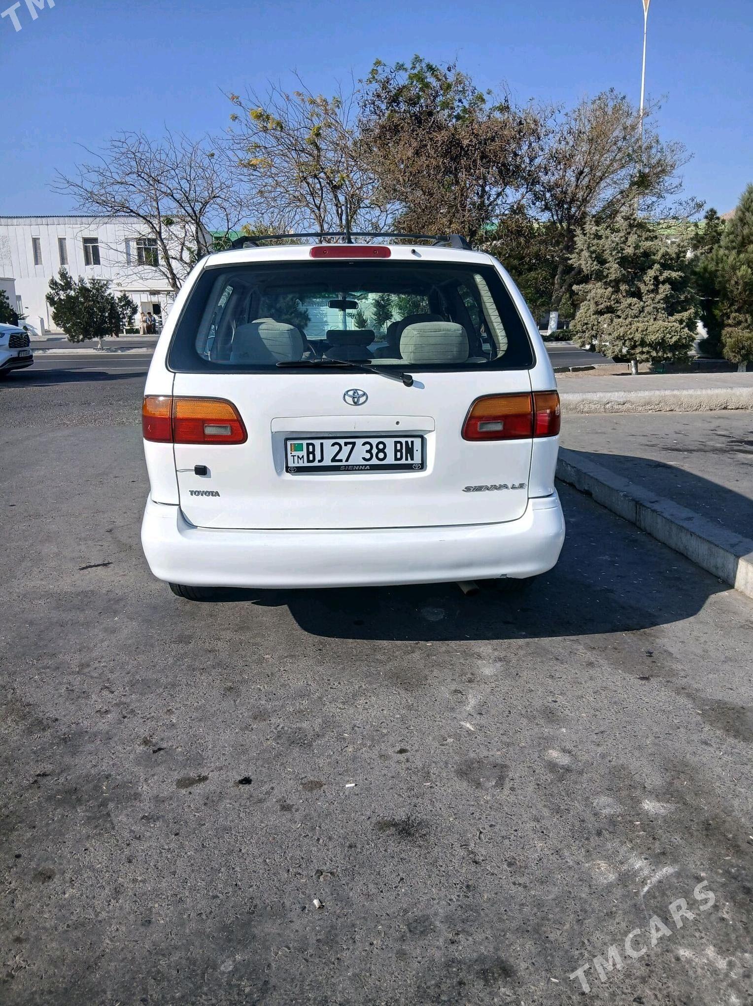 Toyota Sienna 2000 - 180 000 TMT - Туркменбаши - img 8