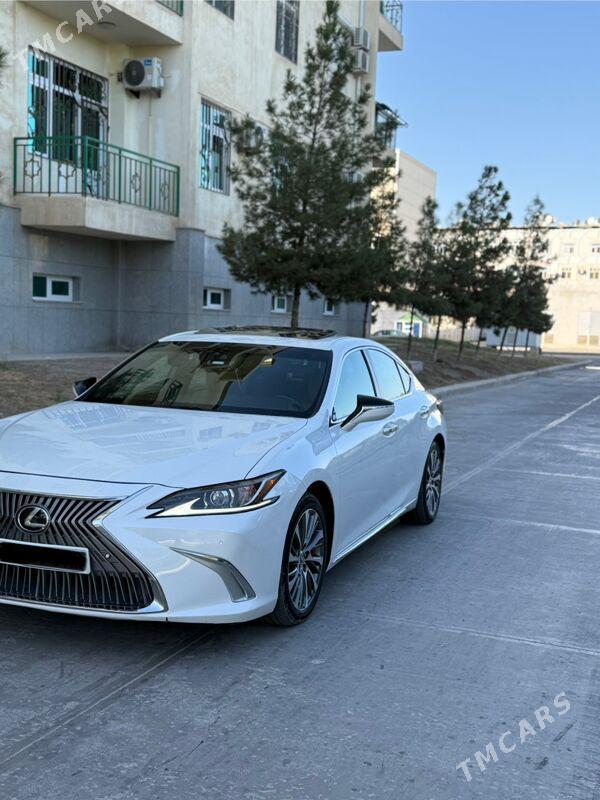 Lexus ES 350 2019 - 470 000 TMT - Мары - img 1