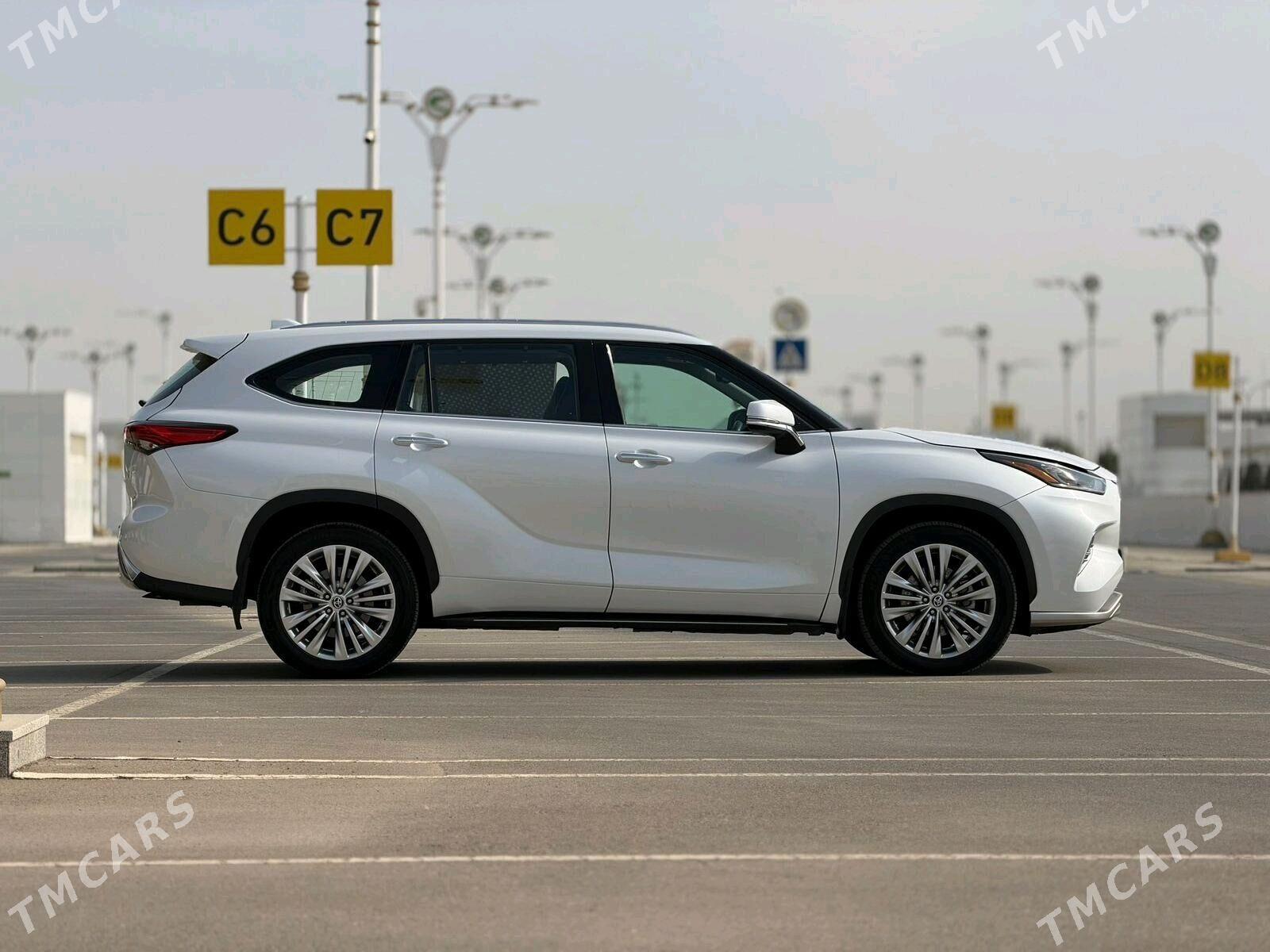 Toyota Highlander 2020 - 600 000 TMT - 30 mkr - img 3