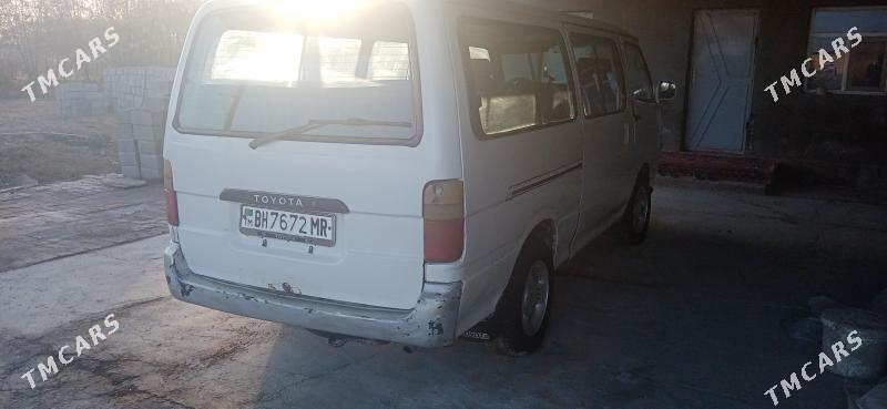 Toyota Hiace 2002 - 55 000 TMT - Байрамали - img 4