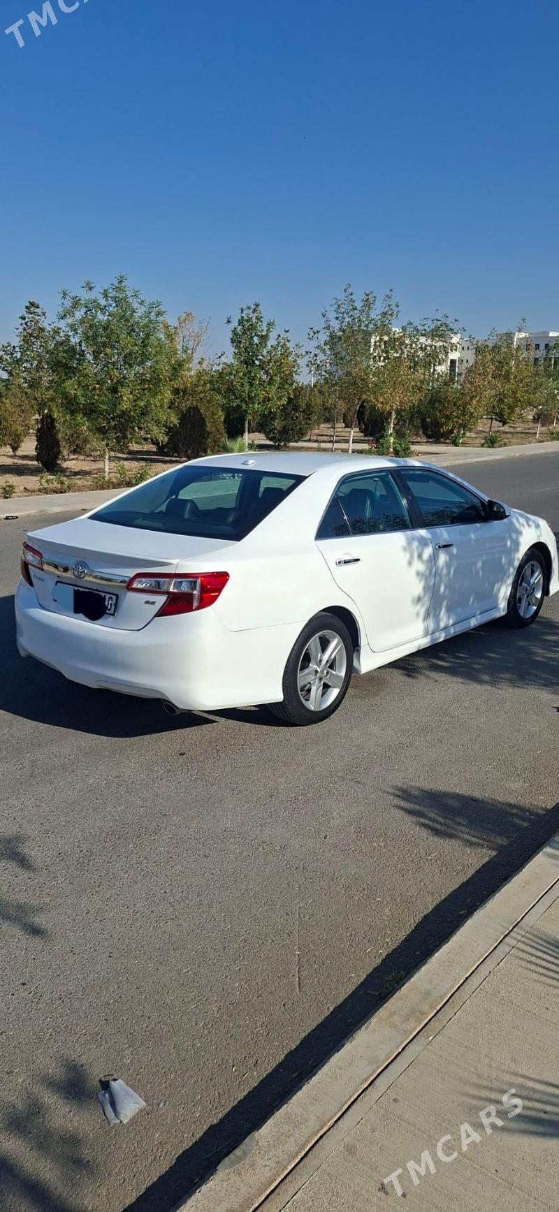 Toyota Camry 2012 - 210 000 TMT - Büzmeýin - img 3