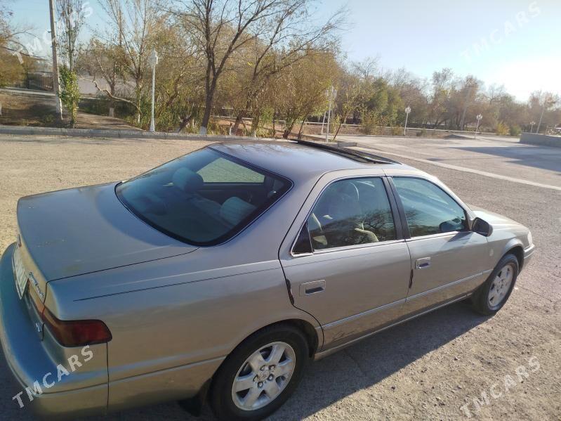 Toyota Camry 1999 - 128 000 TMT - Şabat etr. - img 8
