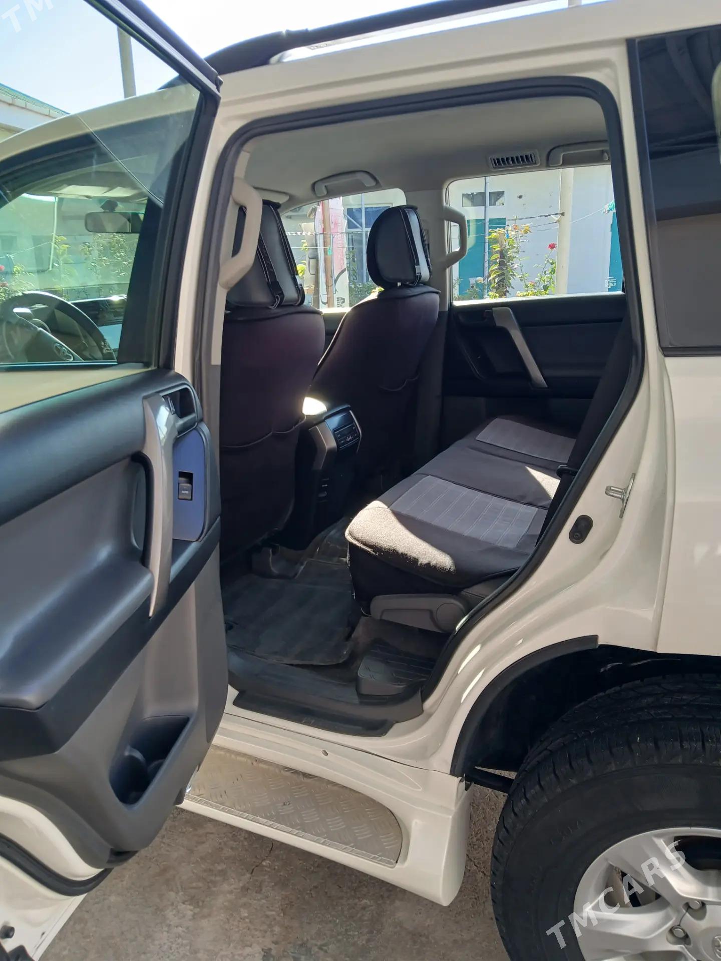 Toyota Land Cruiser Prado 2012 - 580 000 TMT - Чоганлы - img 6