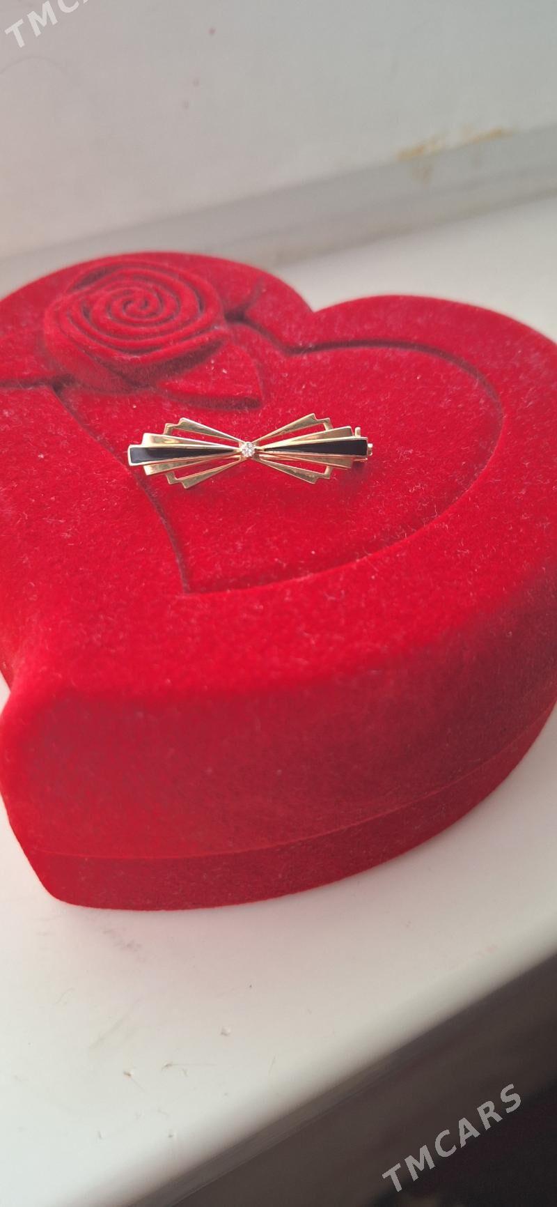 Gyzyl broska - Parahat 1 - img 3