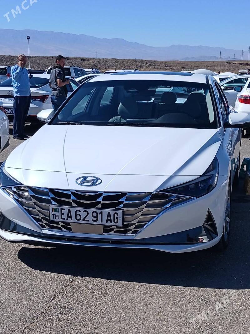 Hyundai Elantra 2022 - 300 000 TMT - 15-nji tapgyr - img 4