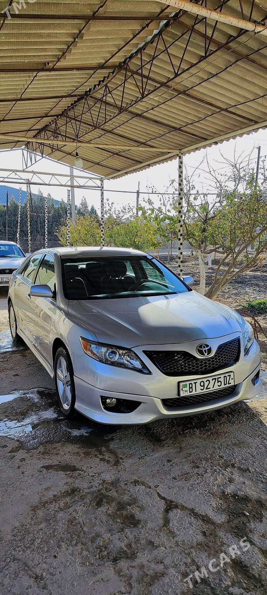 Toyota Camry 2010 - 225 000 TMT - Дашогуз - img 2