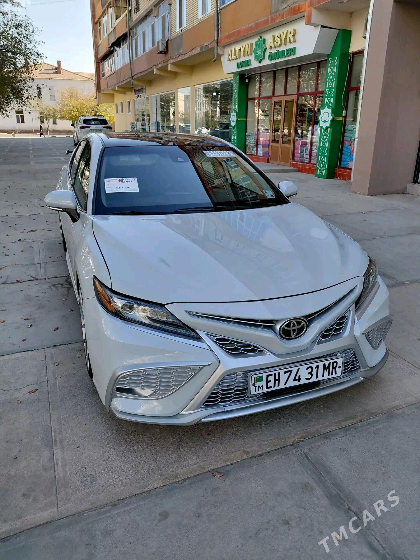 Toyota Camry 2021 - 385 000 TMT - Мары - img 2