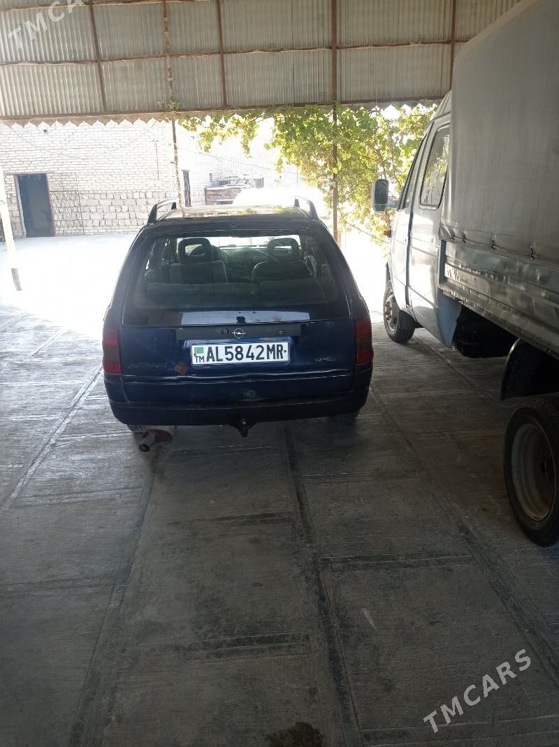 Opel Astra 1992 - 25 000 TMT - Mary - img 4