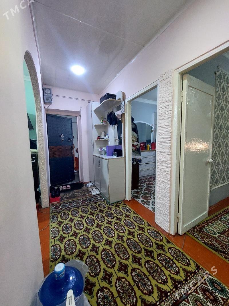 eýesinden 4 komnat Hitrowka - Aşgabat - img 9