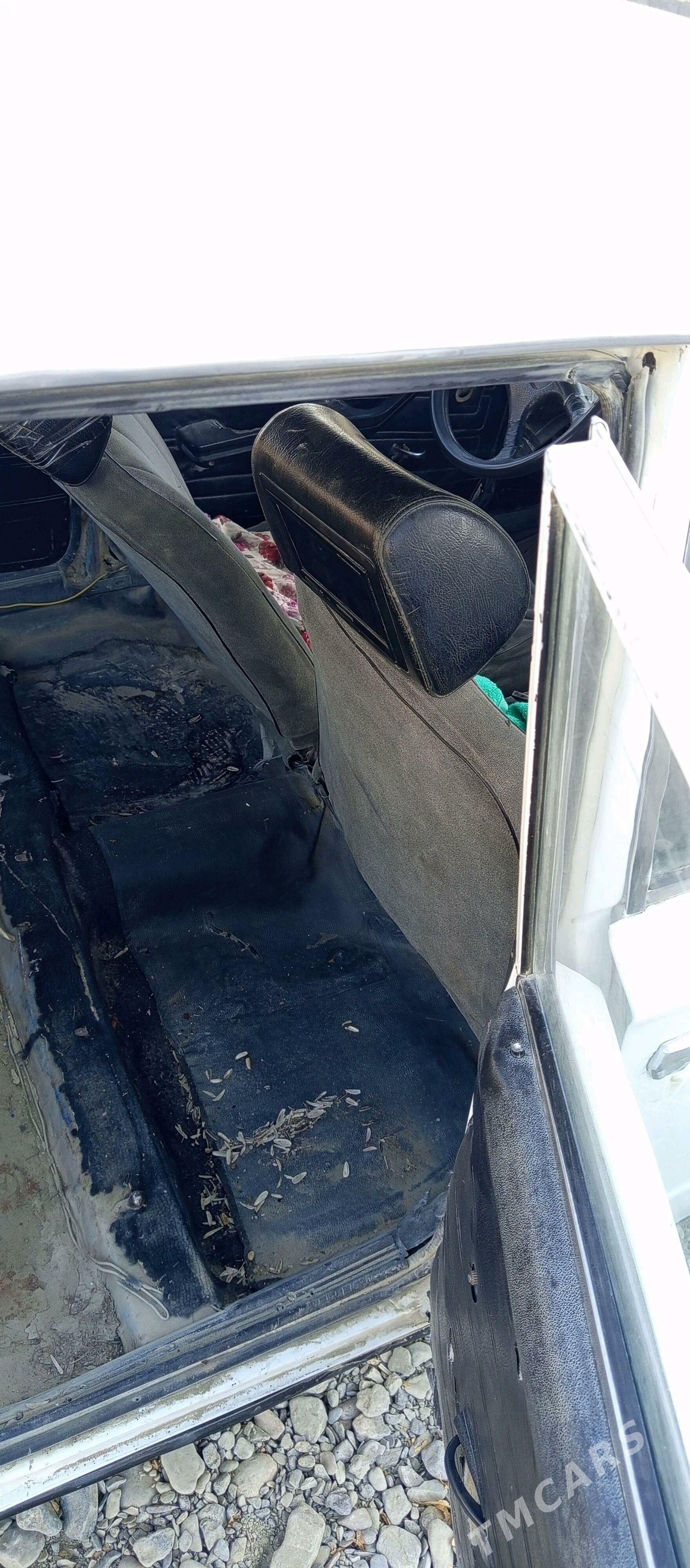 Lada 2104 1983 - 8 000 TMT - Bäherden - img 3