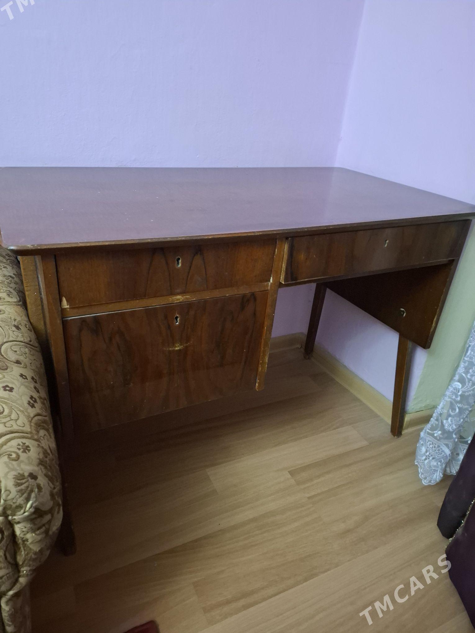 Стол под компьютер - Гаудан "А" - img 3