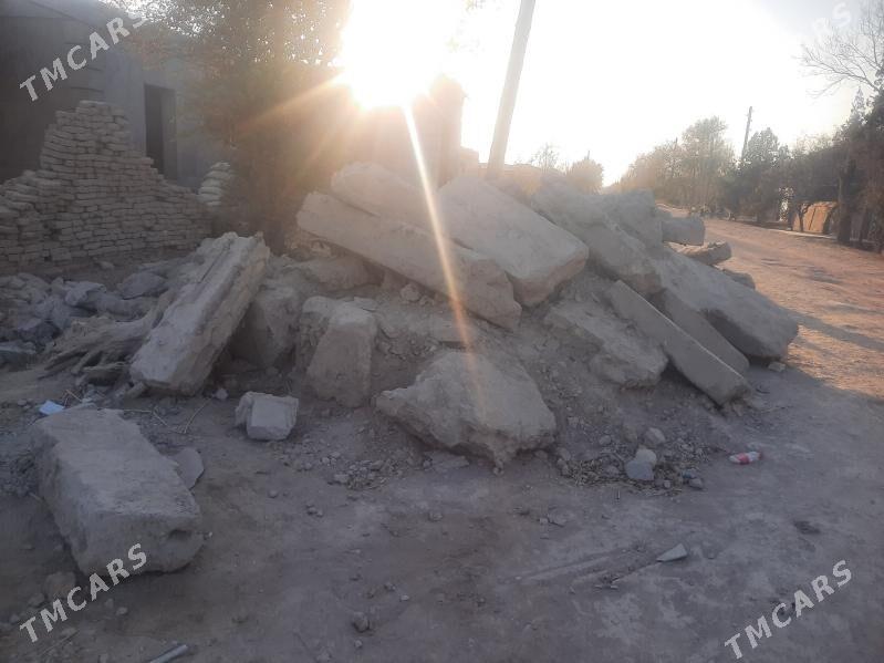 butkamen - Гурбансолтан Едже - img 2