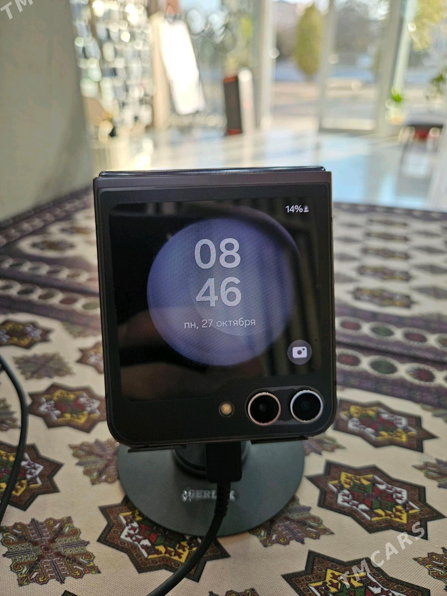 Samsung Z flip4  12/512 - Дашогуз - img 5