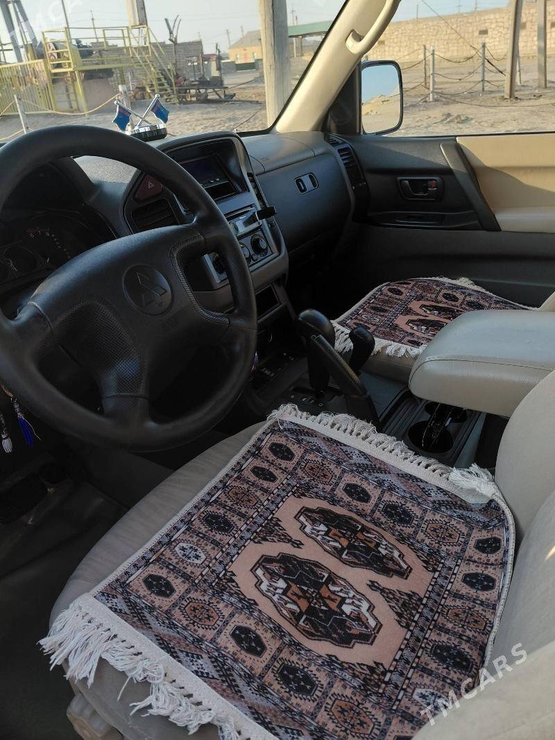 Mitsubishi Pajero 2005 - 145 000 TMT - Гумдаг - img 3