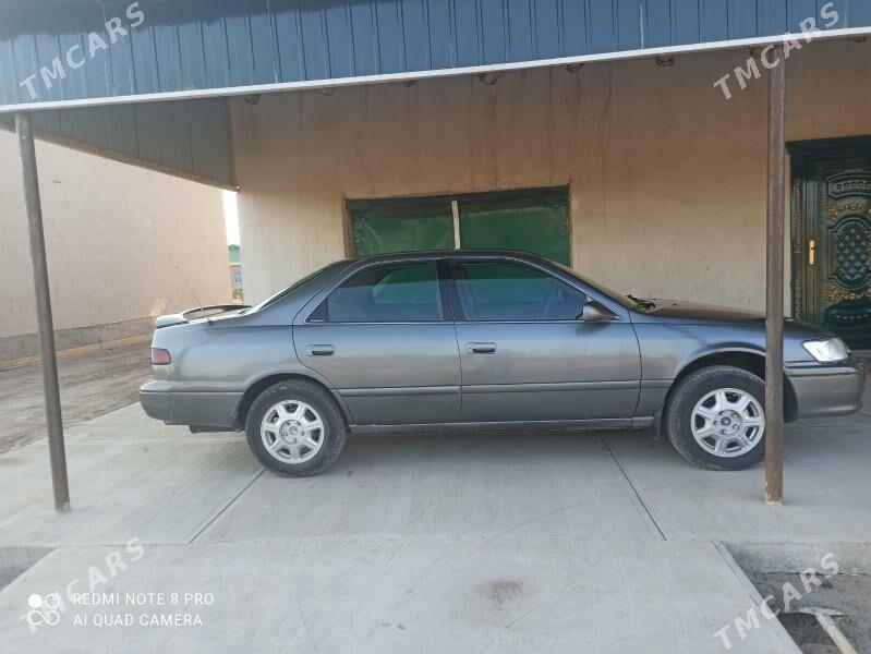 Toyota Camry 1997 - 125 000 TMT - Кёнеургенч - img 3