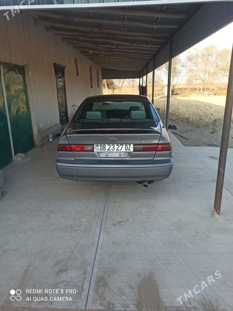 Toyota Camry 1997 - 125 000 TMT - Кёнеургенч - img 4