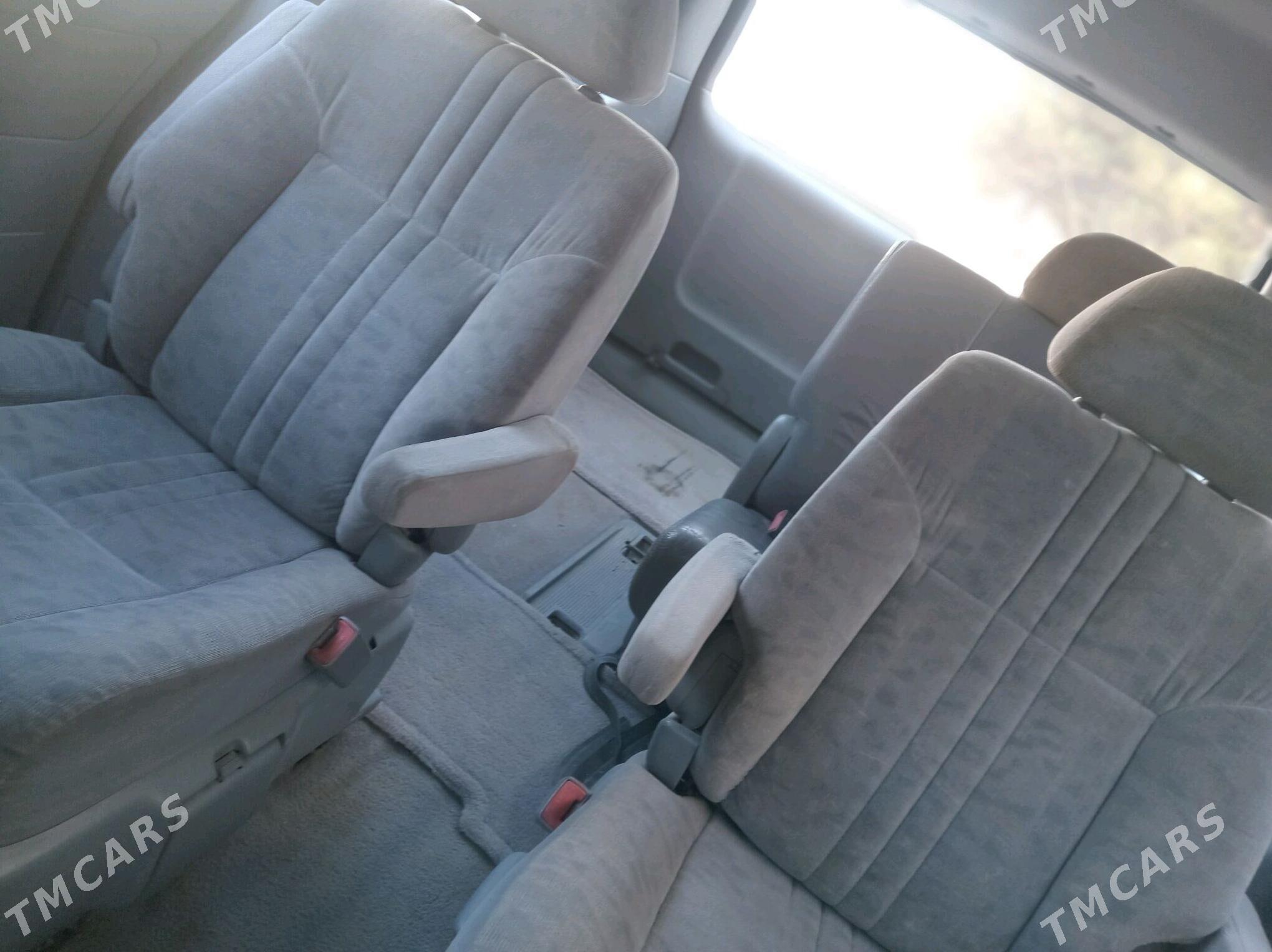 Toyota Sienna 2002 - 171 000 TMT - Wekilbazar - img 4