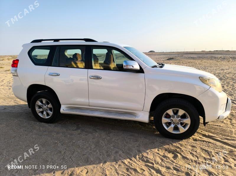Toyota Land Cruiser Prado 2011 - 450 000 TMT - Эсенгулы - img 7