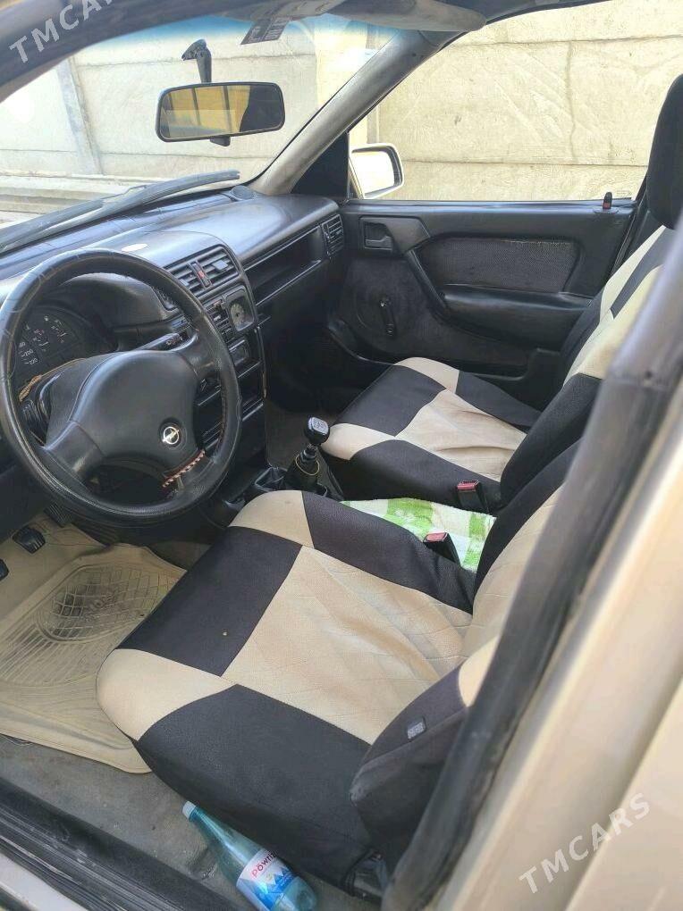 Opel Vectra 1993 - 38 000 TMT - Sakarçäge - img 4