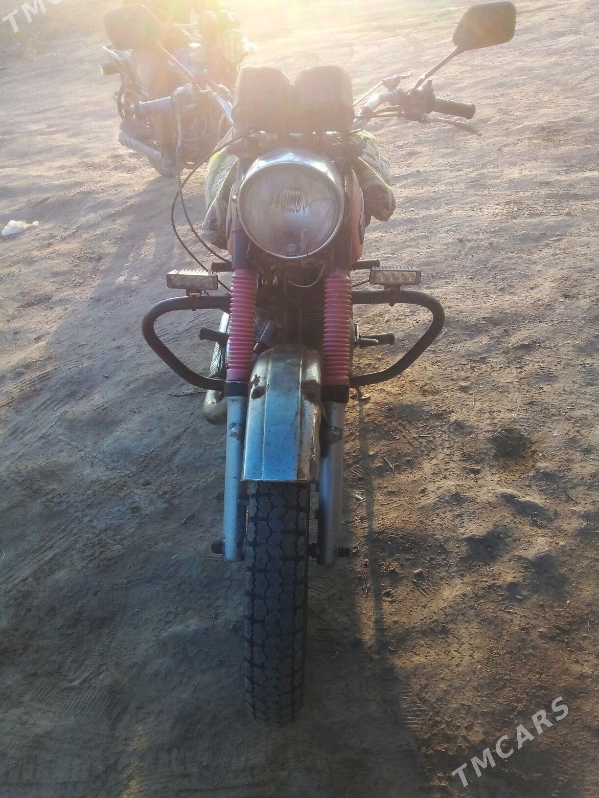 Iž Planeta 5 1980 - 7 000 TMT - Türkmenbaşy etr. - img 2