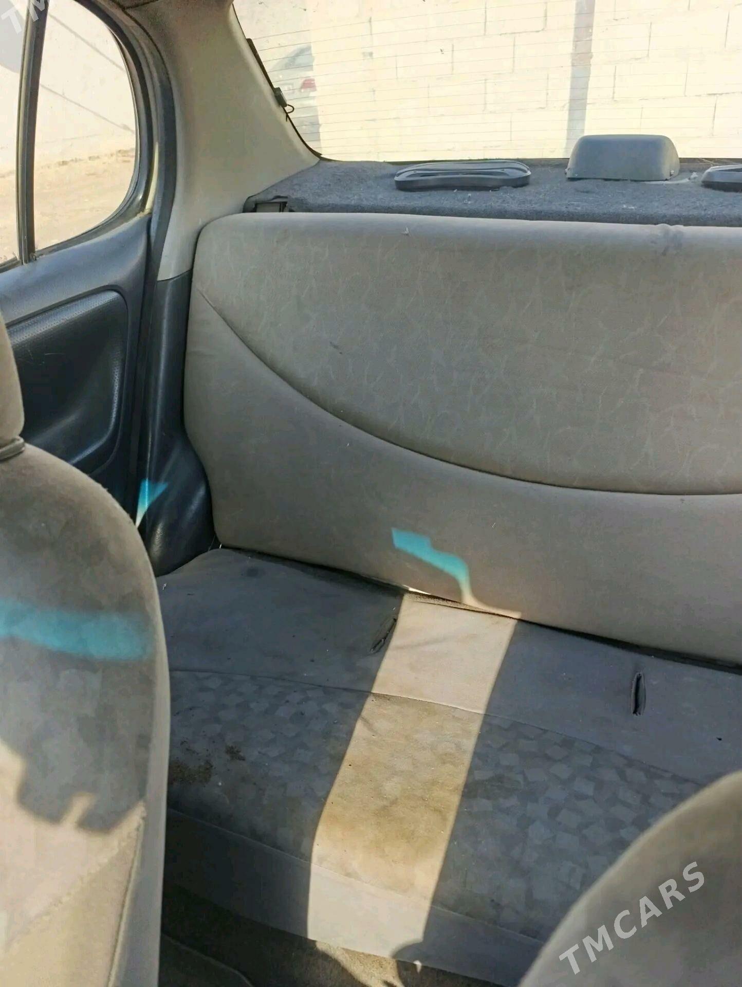 Toyota Echo 2001 - 55 000 TMT - Туркменбаши - img 5