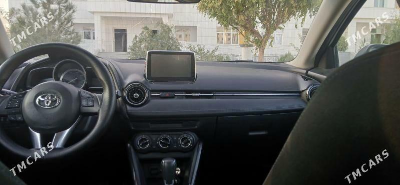 Toyota Yaris 2016 - 153 000 TMT - Ашхабад - img 3