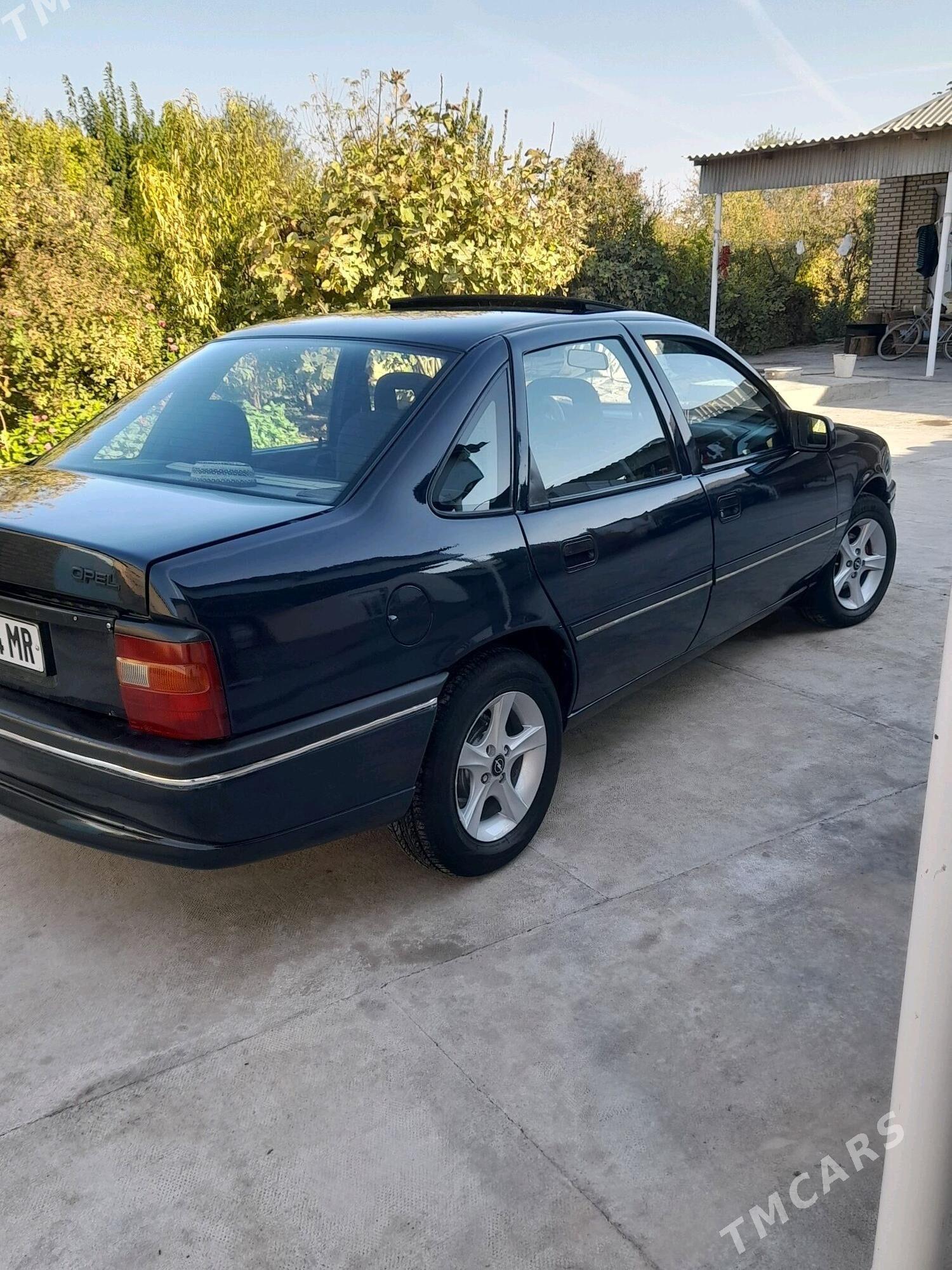 Opel Vectra 1993 - 40 000 TMT - Mary - img 2
