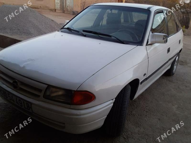 Opel Astra 1994 - 28 000 TMT - Чарджоу - img 2