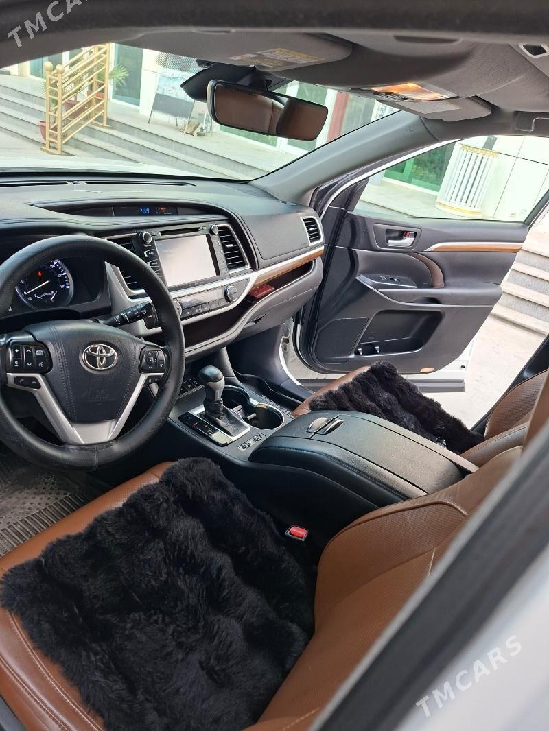 Toyota Highlander 2017 - 485 000 TMT - Ашхабад - img 6