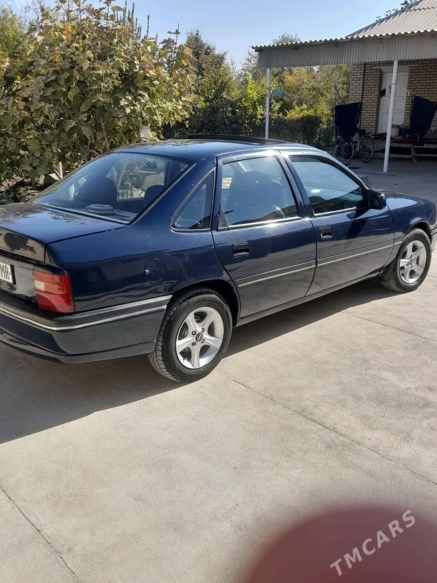 Opel Vectra 1993 - 40 000 TMT - Mary - img 6