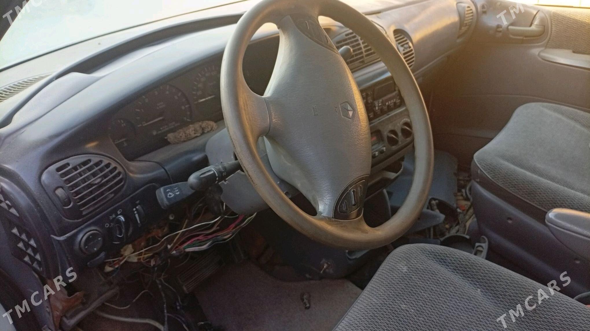 Toyota Sienna 1998 - 50 000 TMT - Sakarçäge - img 2