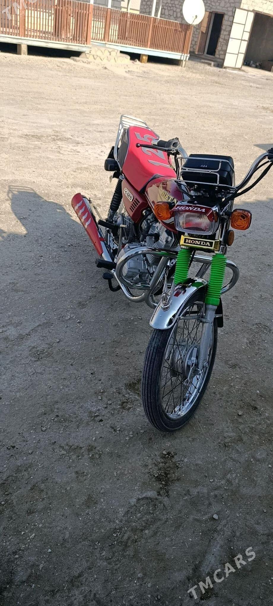 Fekon FK150-8G 2015 - 7 600 TMT - Esenguly - img 4