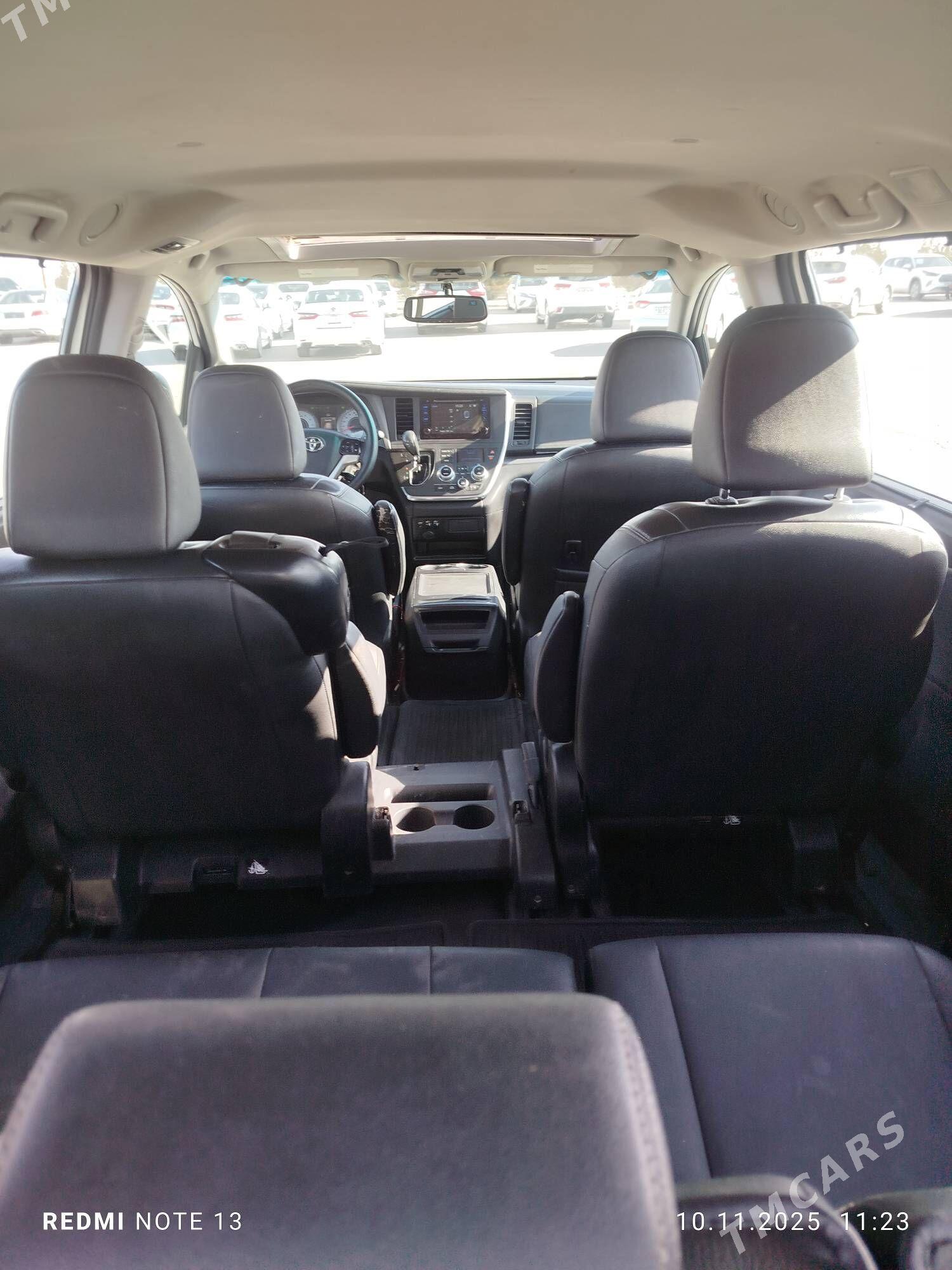 Toyota Sienna 2017 - 448 500 TMT - Ашхабад - img 4