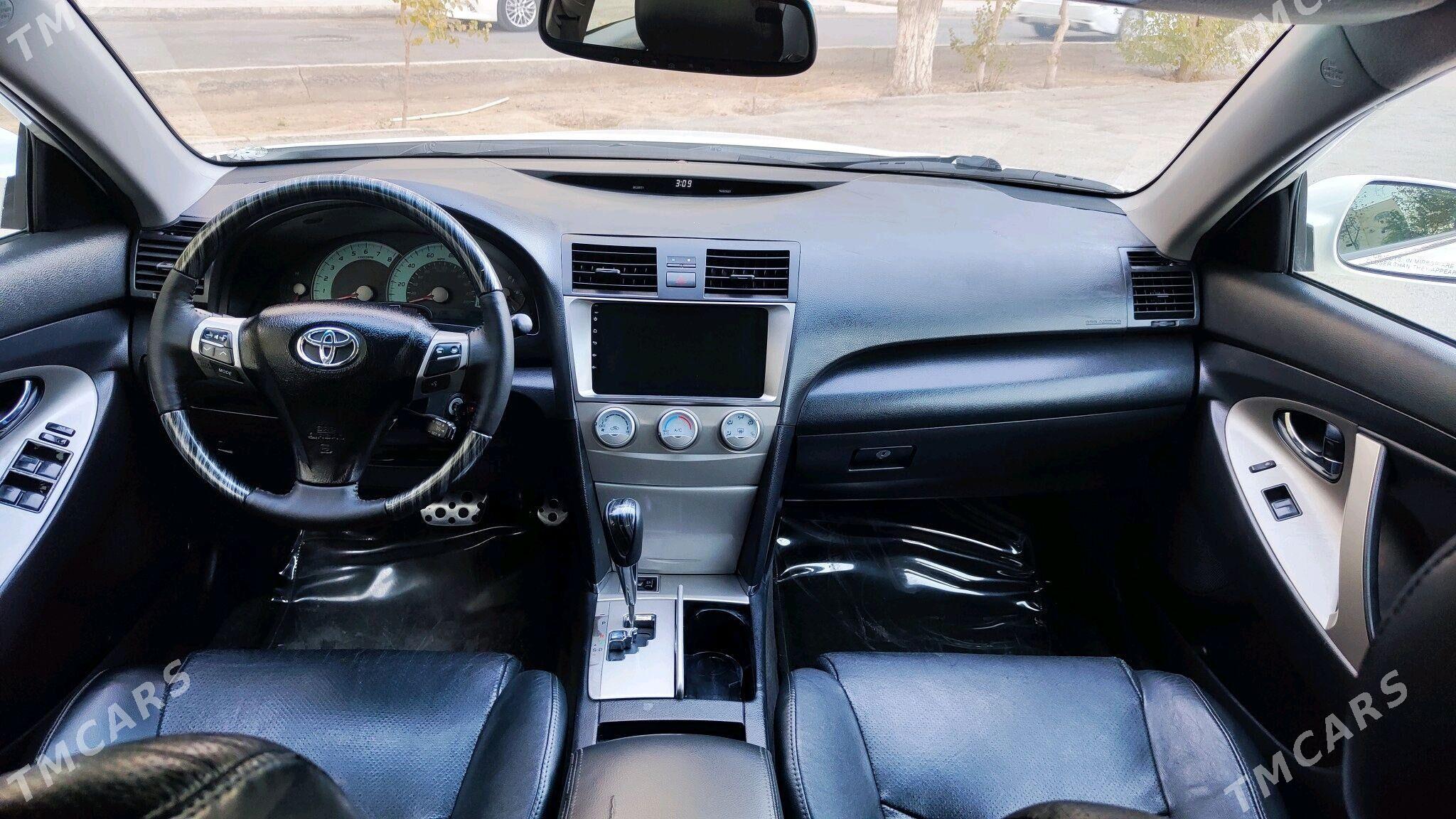 Toyota Camry 2011 - 230 000 TMT - Ашхабад - img 4