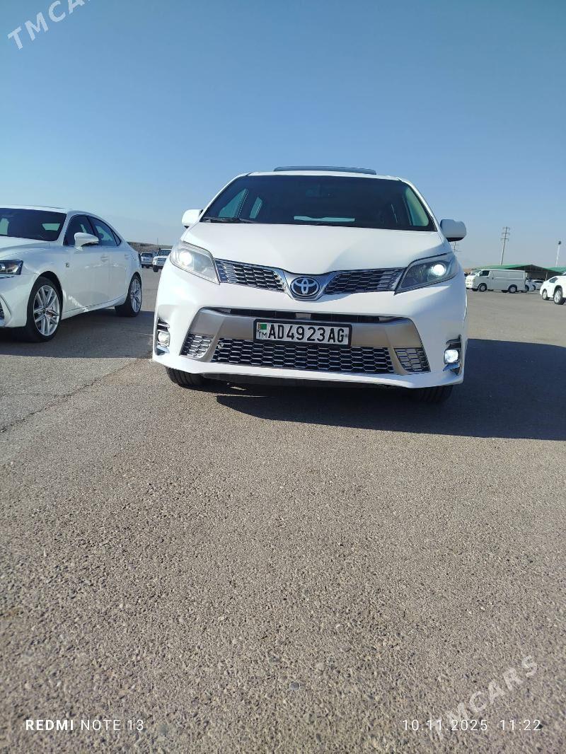 Toyota Sienna 2017 - 448 500 TMT - Ашхабад - img 2