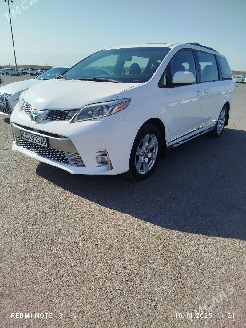 Toyota Sienna 2017 - 448 500 TMT - Ашхабад - img 3