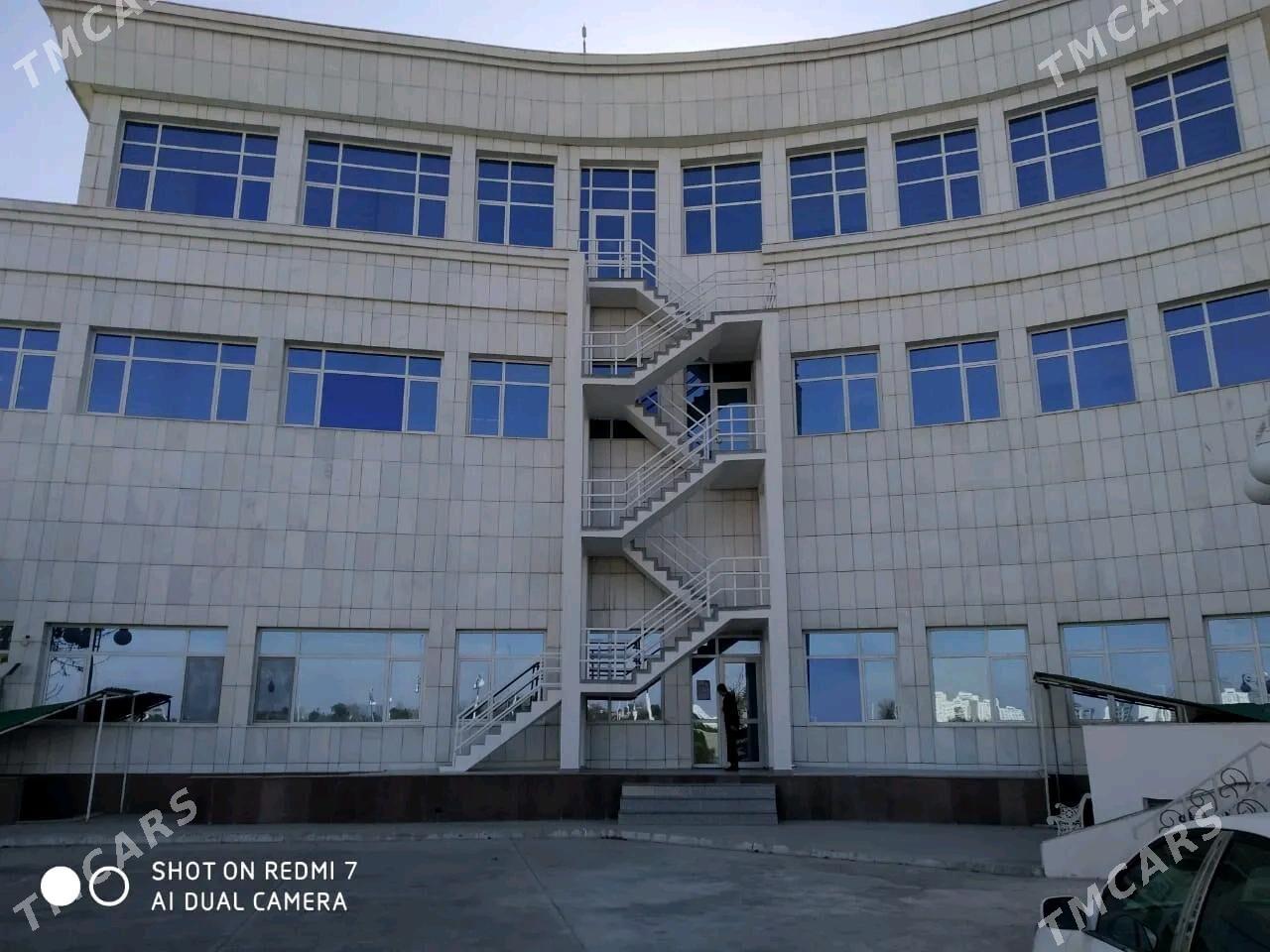 Eyesinden Satlyk Hususy Zdanya - Aşgabat - img 2