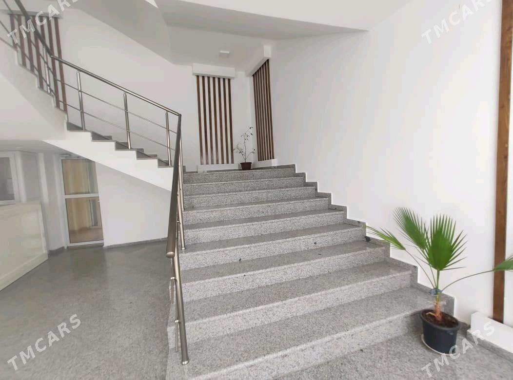 Eyesinden Satlyk Hususy Zdanya - Aşgabat - img 6